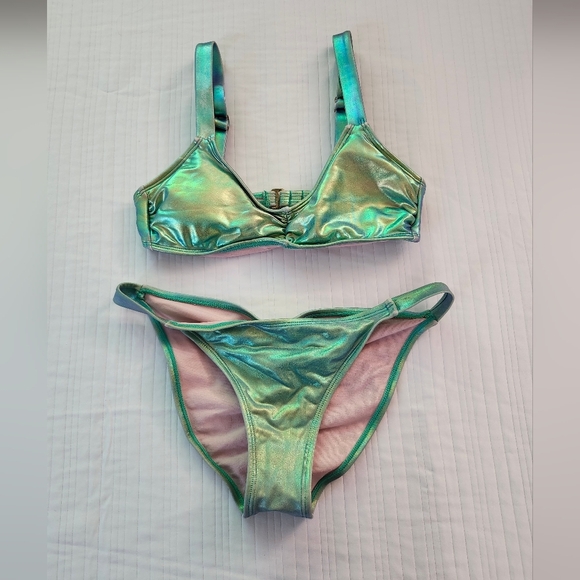 Xhilaration Other - Xhilaration Iridescent Green Bikini Set Small Top / Medium Bottoms